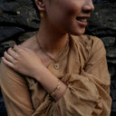 NOELANI Halskette Women, Edelstahl IP gold, am Model
