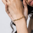 NOELANI Armband Women, Edelstahl IP gold, am Model