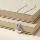 Women's pendant necklace, view 6