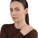 Stecker Women, am Model