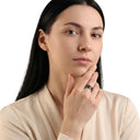 AMOR Ring Unisex, Edelstahl, am Model